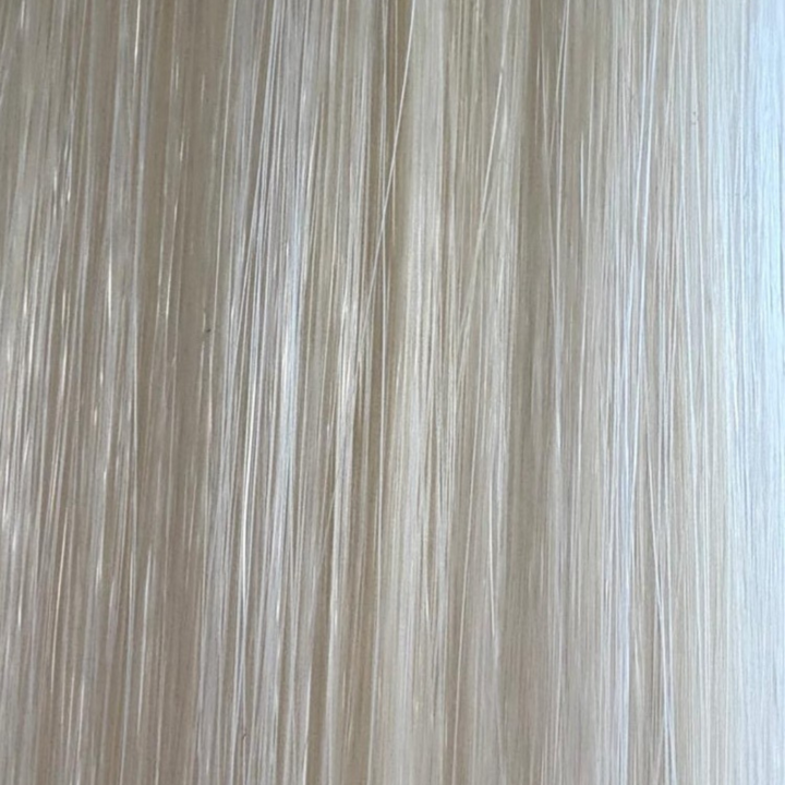 Amazing Hair 7 Piece 20" Clip-In Set (Synthetic/Vegan)